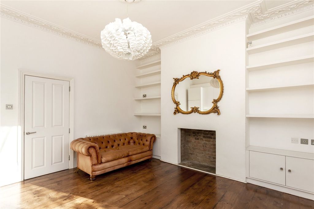 Property photo 3 of 12 Picture No. 02