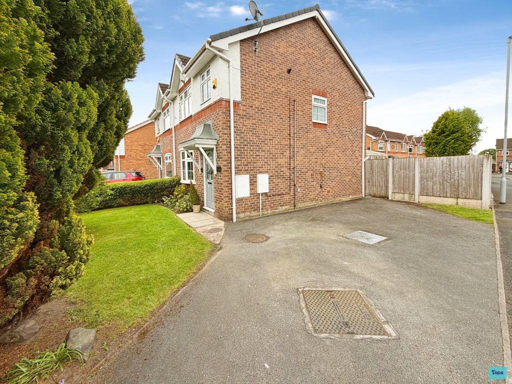 Property photo 2 of 21 3