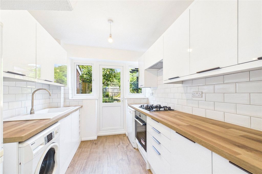 Property photo 2 of 13 Picture No. 02
