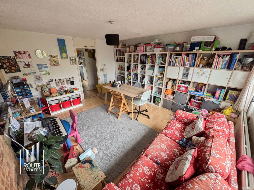 Property photo 2 of 19 Photo 10
