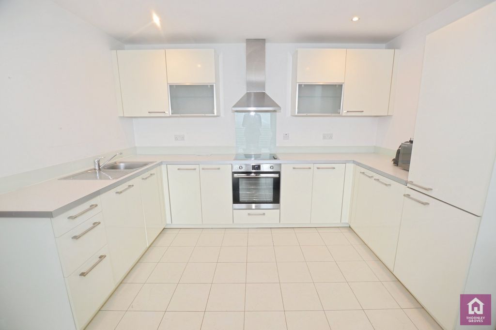 Property photo 3 of 20 Picture No. 01