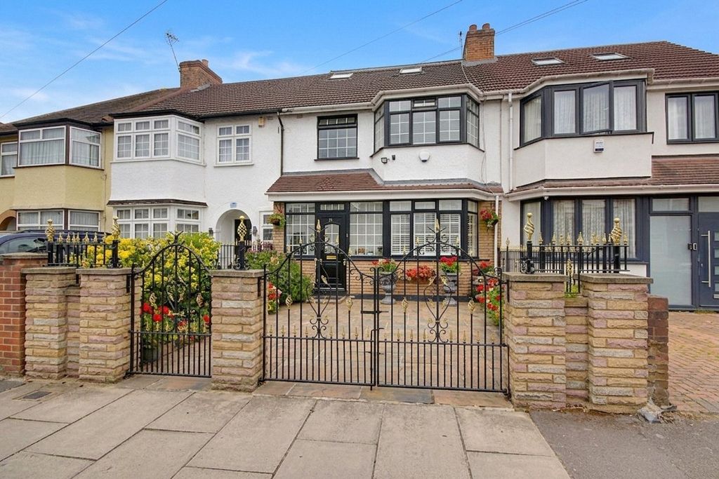 Property photo 1 of 27 Picture No. 05
