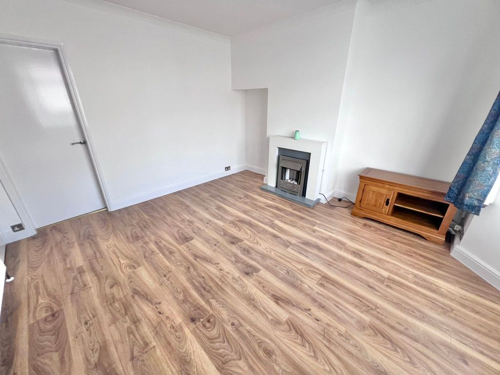 Property photo 3 of 13 F403dc88-3E4c-4d90-Beab-628c11Da4B09