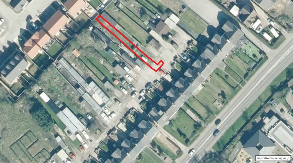 Property photo 1 of 3