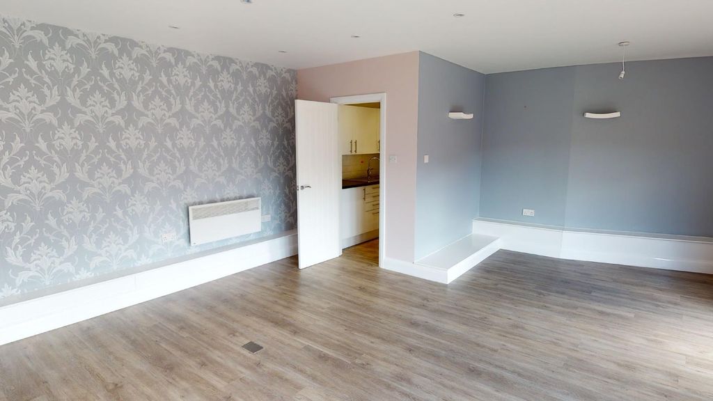 Property photo 3 of 7 Unit-C-Brogdale-Farm-06232020_105737.Jpg