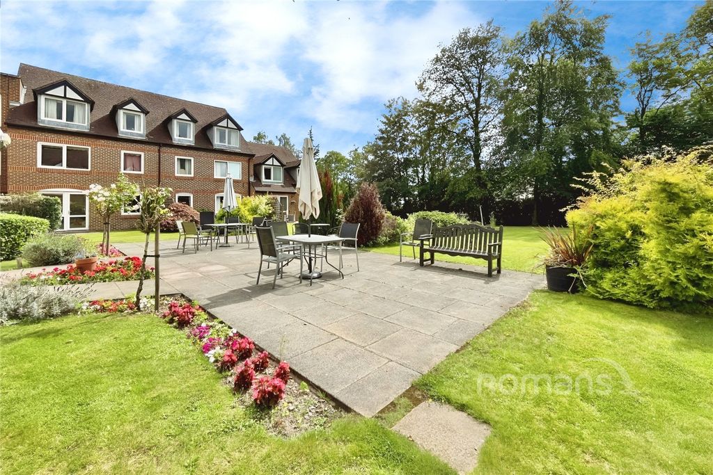 Property photo 1 of 8 Picture No. 07