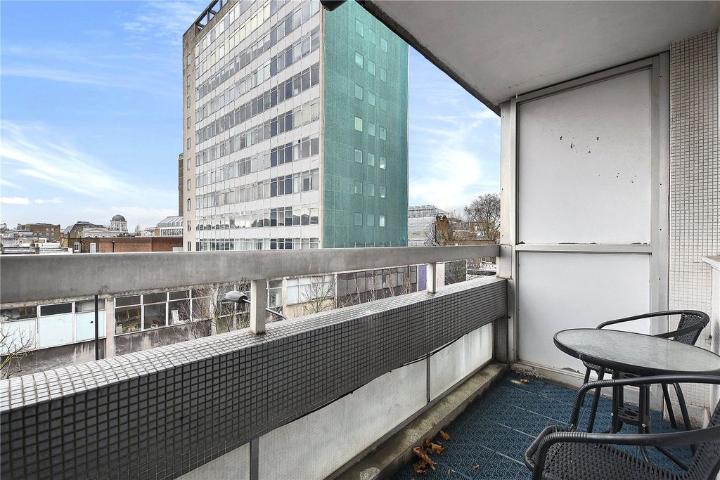 Property photo 2 of 5