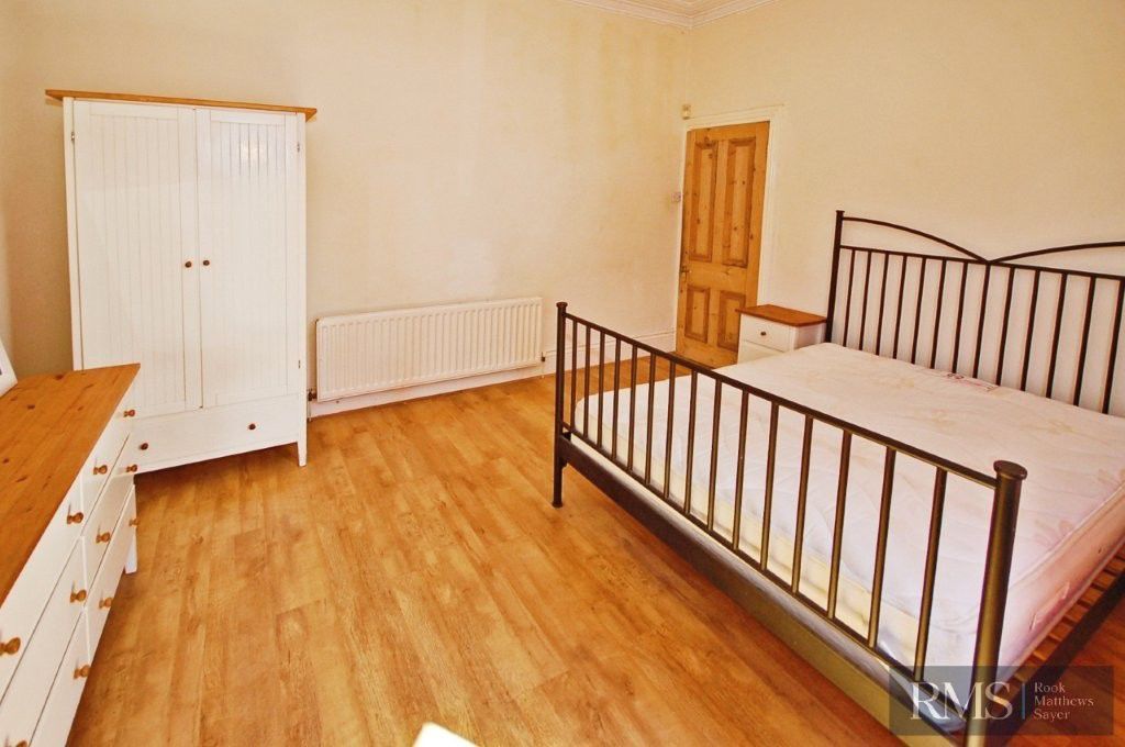 Property photo 3 of 6 Photo 2