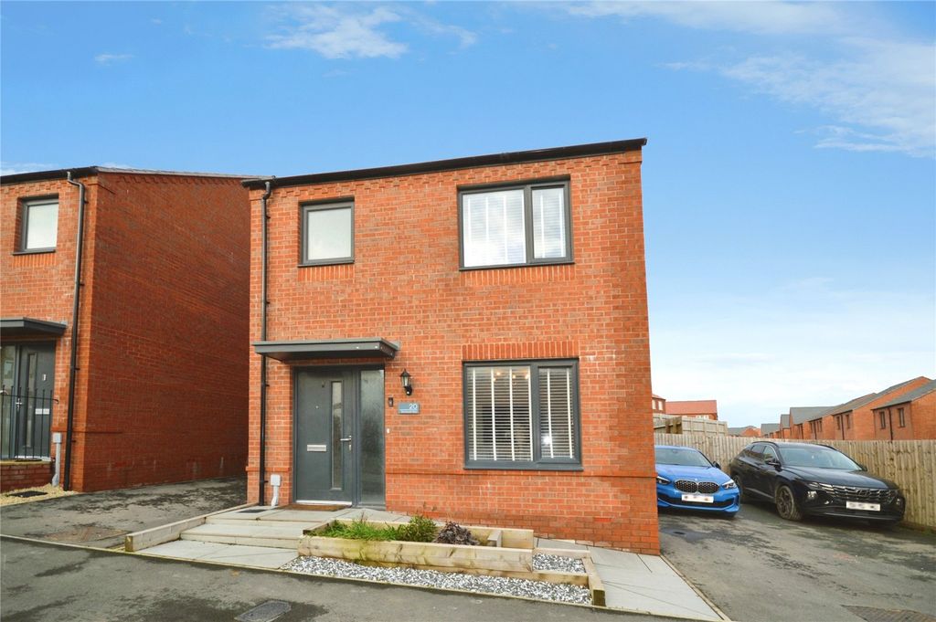 Property photo 2 of 15 Front