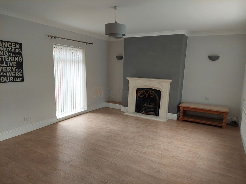 Property photo 2 of 10 9 Vic 8