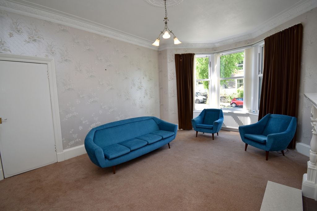 Property photo 2 of 26