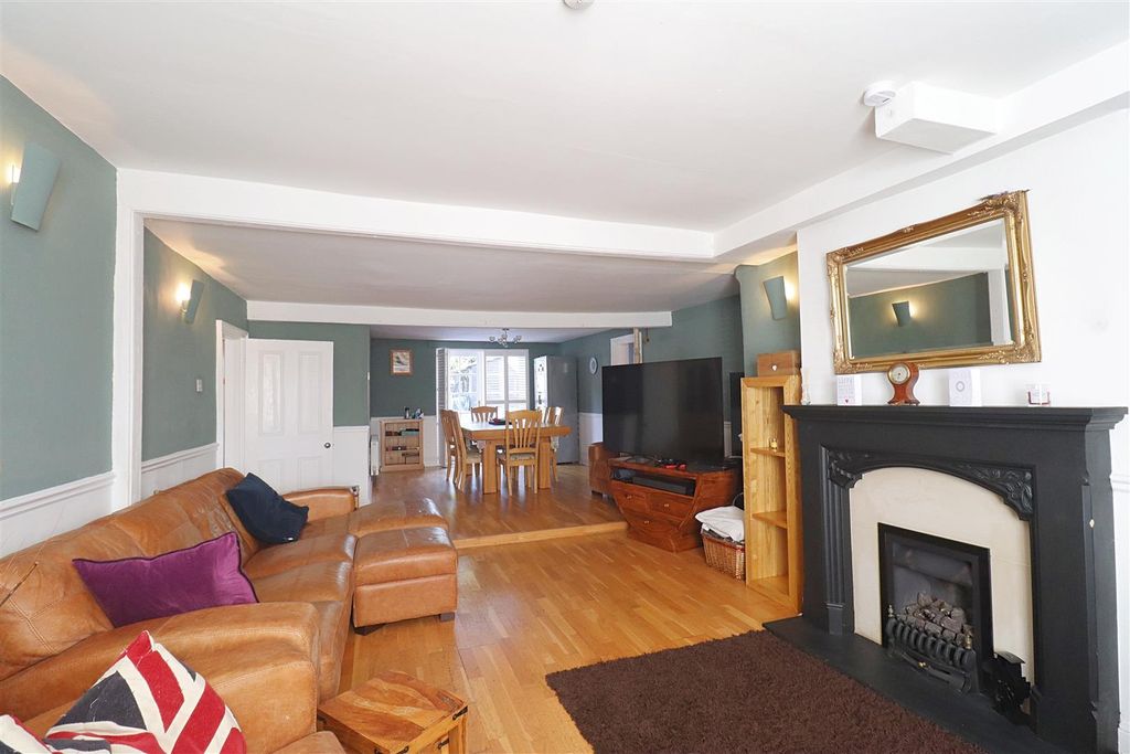 Property photo 2 of 18 Img_0251.Jpg