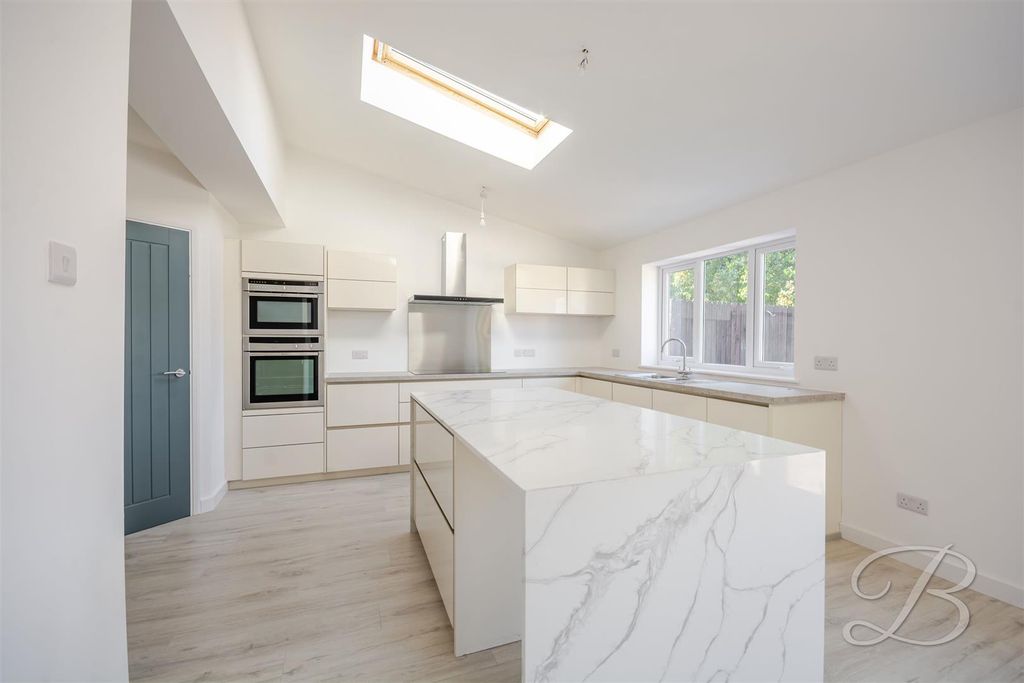 Property photo 2 of 40 Ccltd-29.Jpg