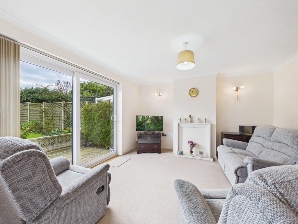 Property photo 3 of 21 Cam05010G0-Pr0063-Still008.Jpg