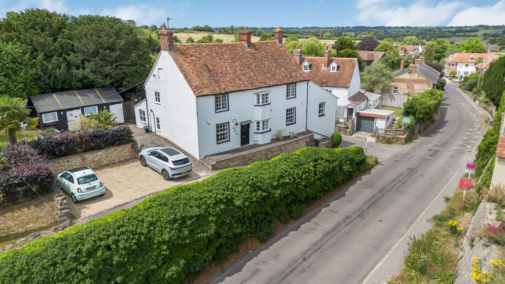 Property photo 1 of 52 Elevated Views