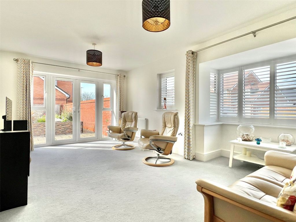 Property photo 3 of 26 Picture No. 36