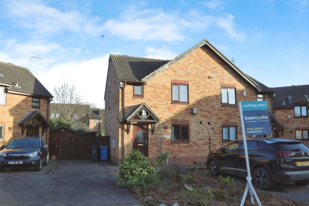 Property photo 1 of 9 3810521