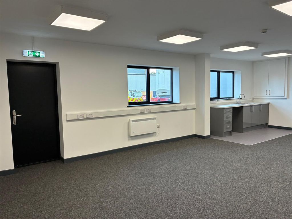 Property photo 3 of 7 New2.Jpg