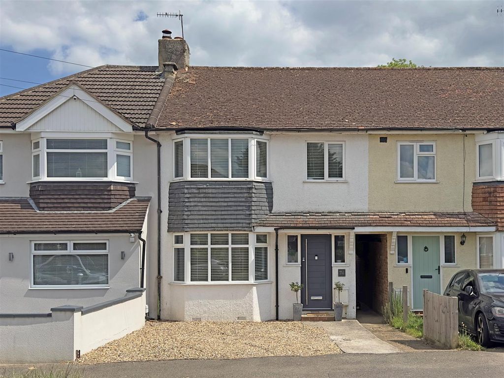 Property photo 1 of 17