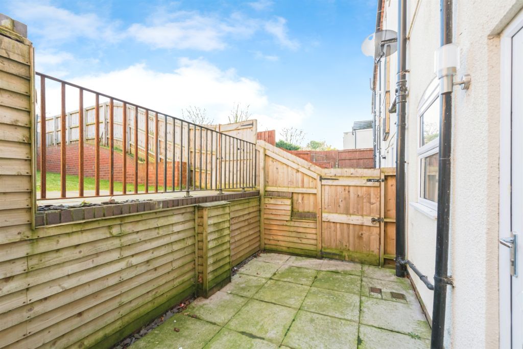 Property photo 3 of 17