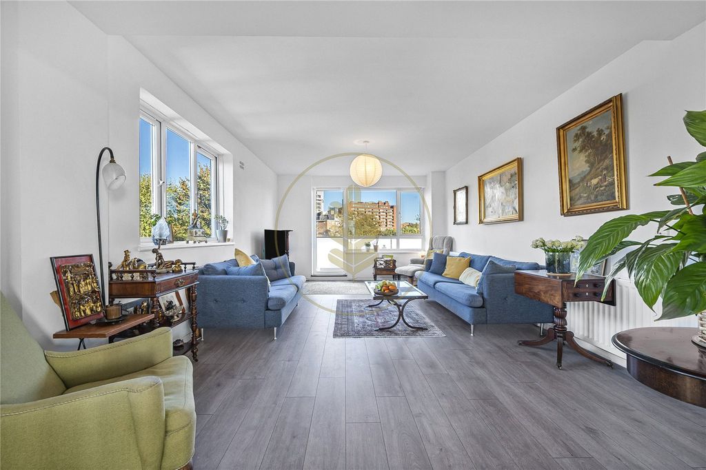 Property photo 1 of 15 Picture No. 05