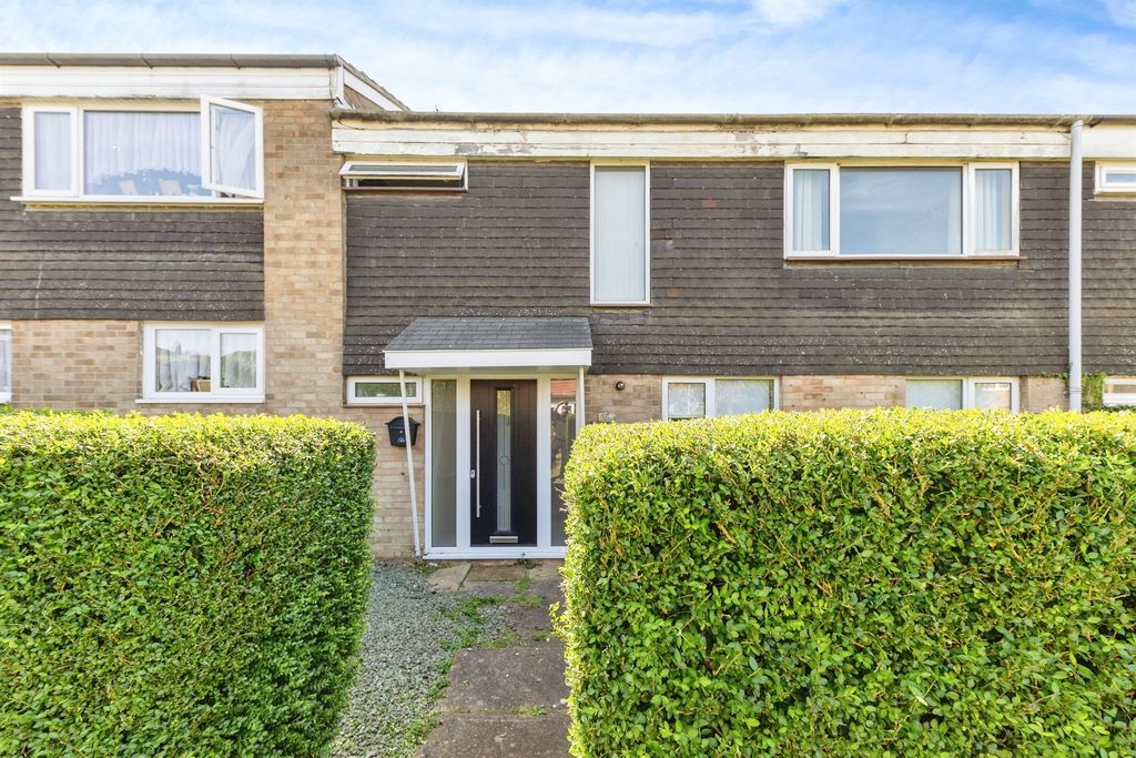 Property photo 2 of 18