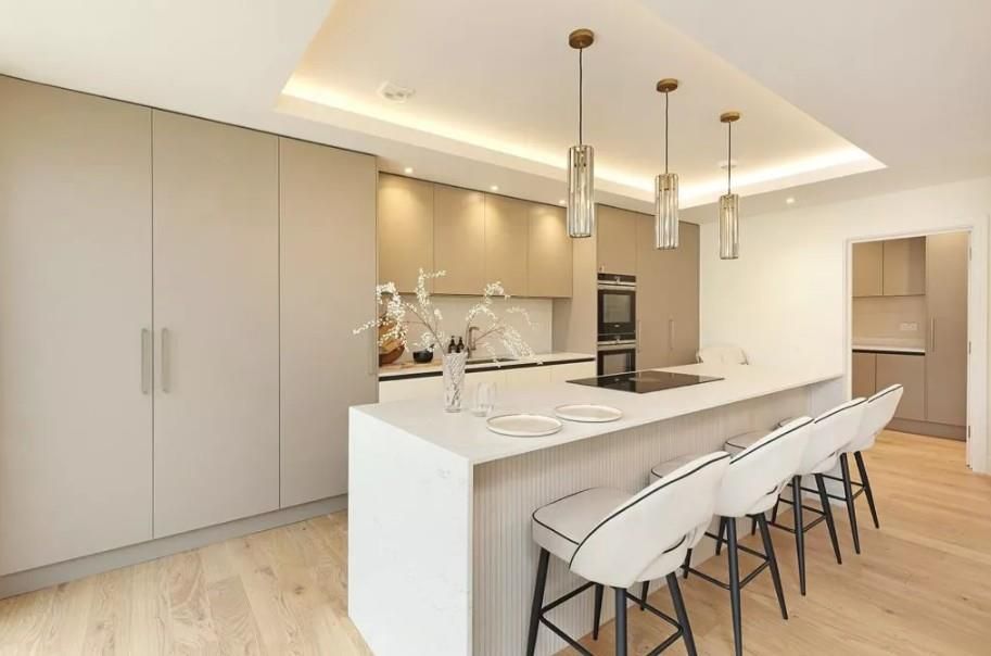 Property photo 2 of 12 Kitchen.Jpg