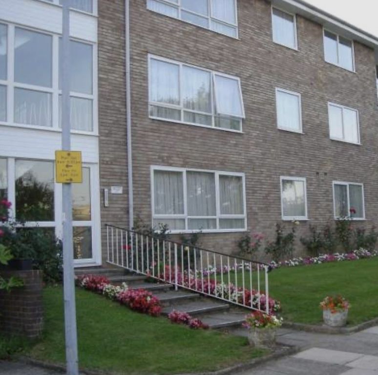 Property photo 1 of 4