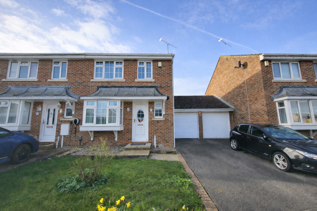 Property photo 1 of 23 Front (Exterior)