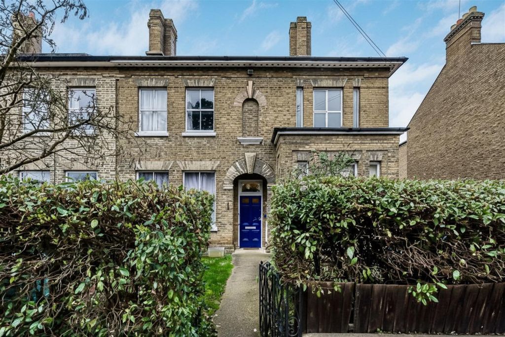 Property photo 2 of 9 8_73695.Jpg