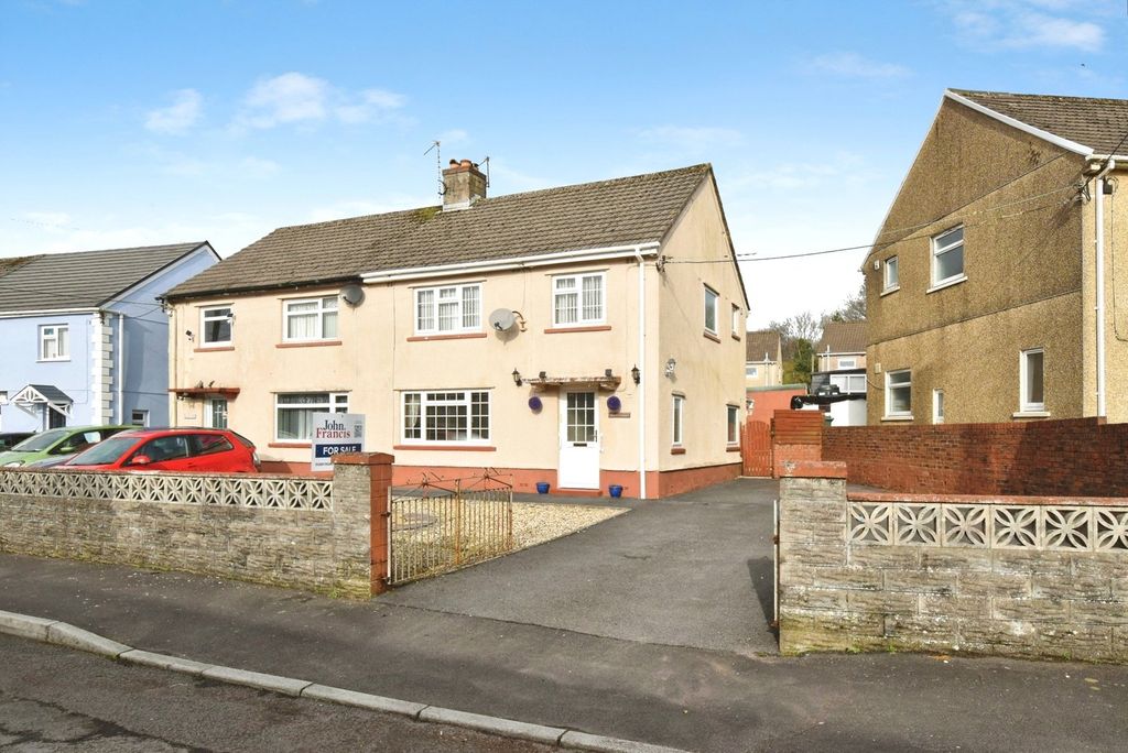 Property photo 1 of 18 Pbox-Img.Jpg