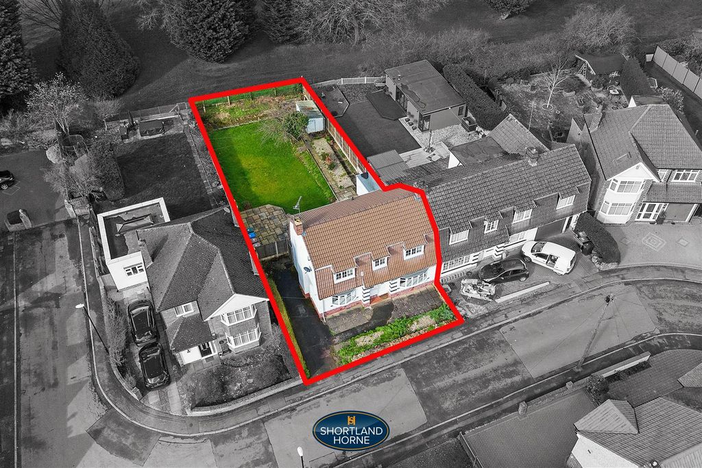 Property photo 2 of 32 Boundary