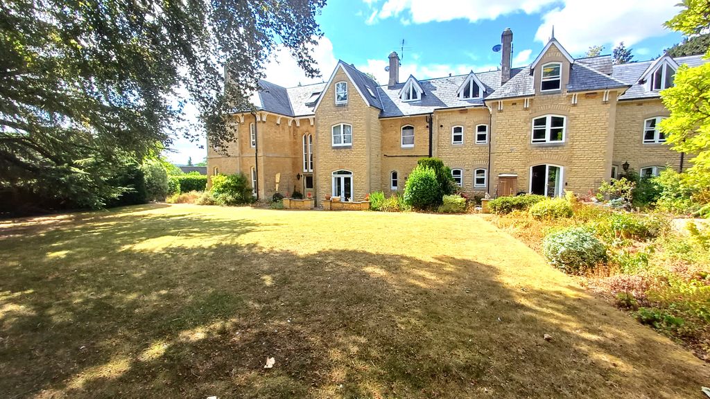 Property photo 3 of 14