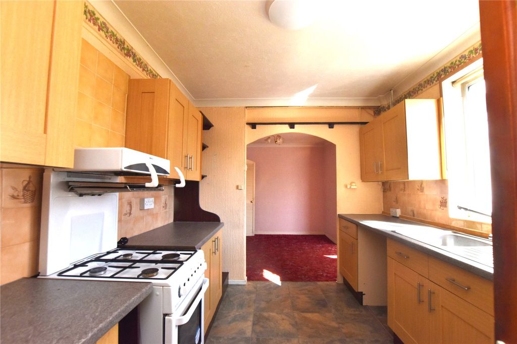 Property photo 2 of 19 Picture No. 08