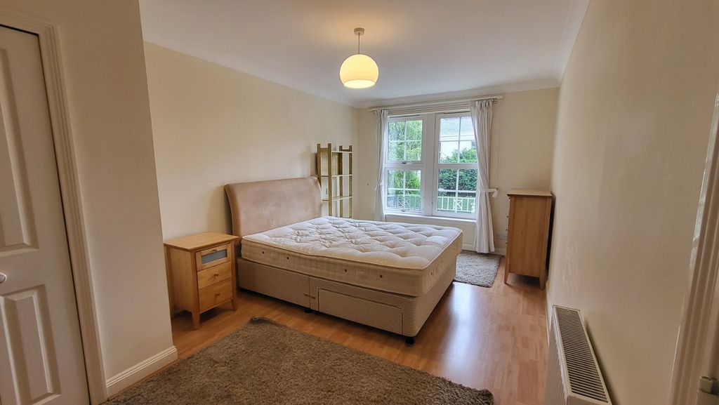 Property photo 3 of 8