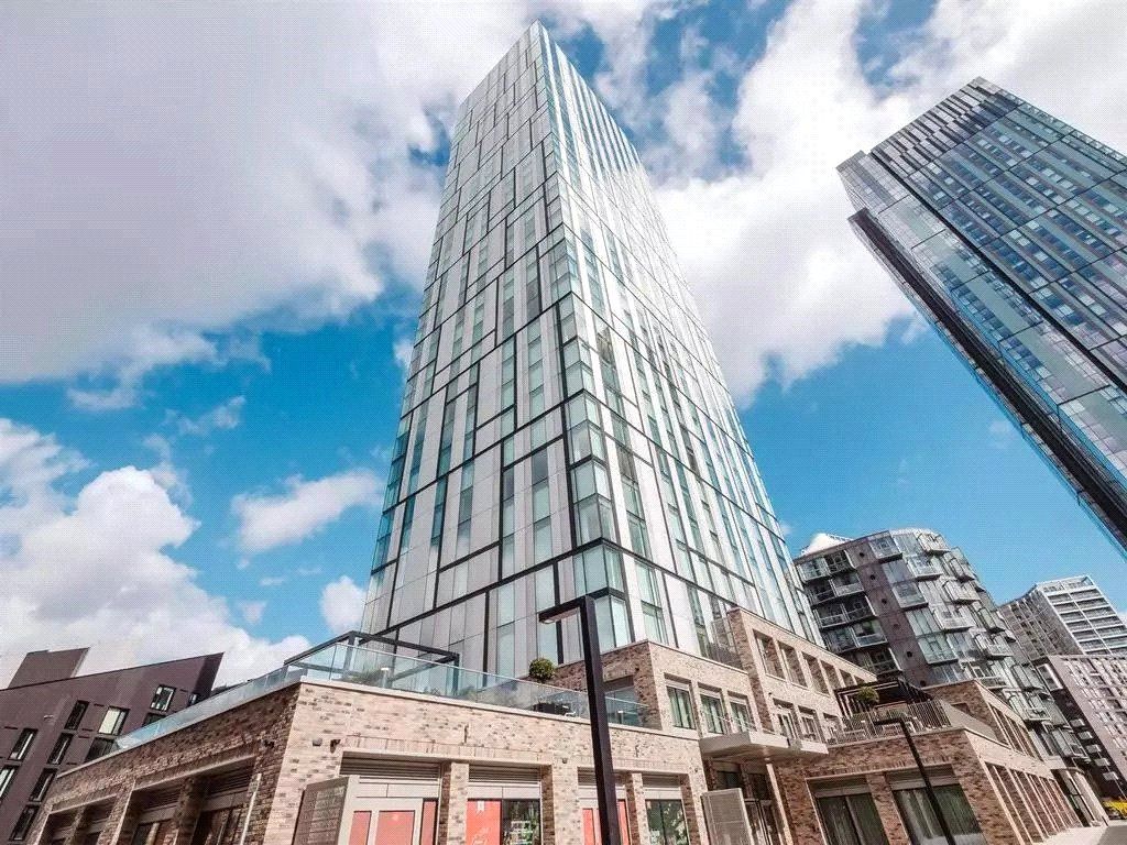 Property photo 1 of 60 Building