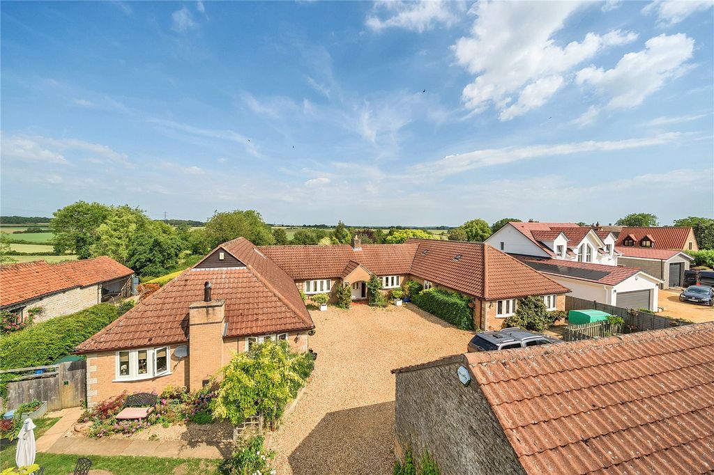 Property photo 1 of 36 Picture No. 91
