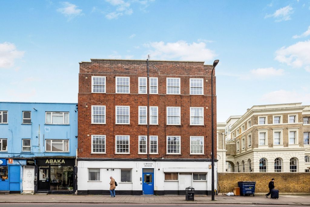 Property photo 1 of 16 External