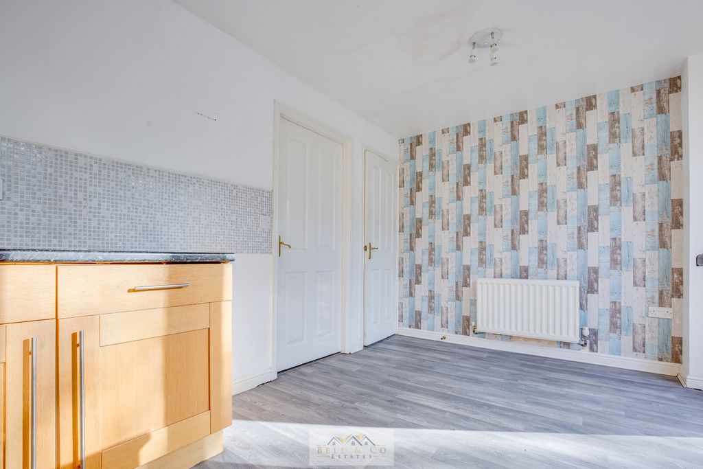 Property photo 3 of 20 Kitchen 1.2