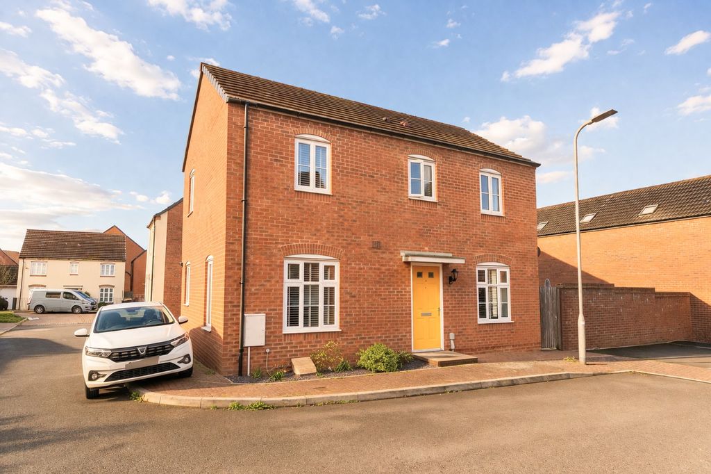 Property photo 1 of 27