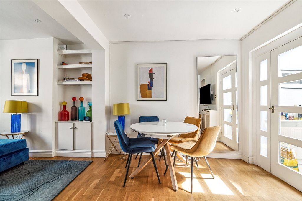 Property photo 3 of 13 Dining