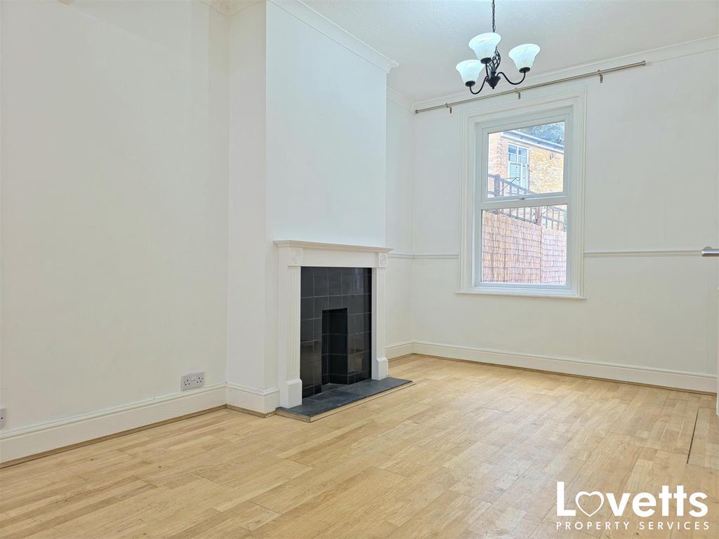 Property photo 3 of 14 Living/Dining Room