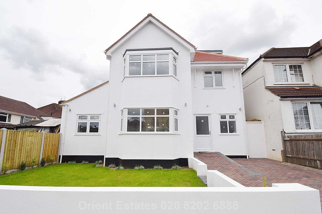 Property photo 2 of 20