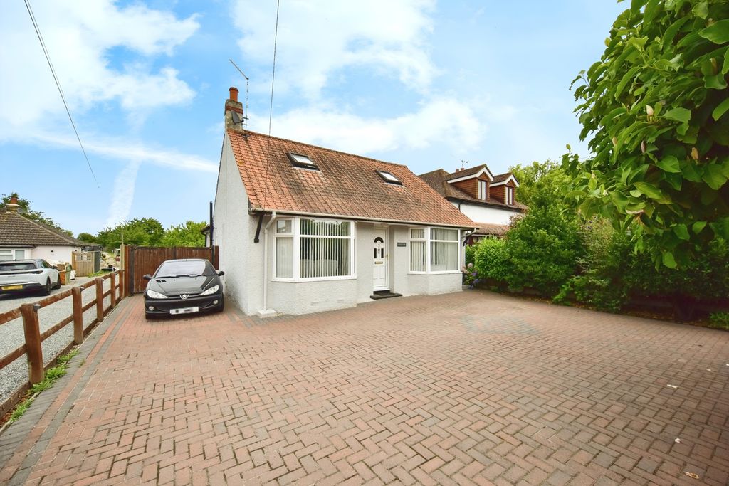 Property photo 2 of 18 Photo