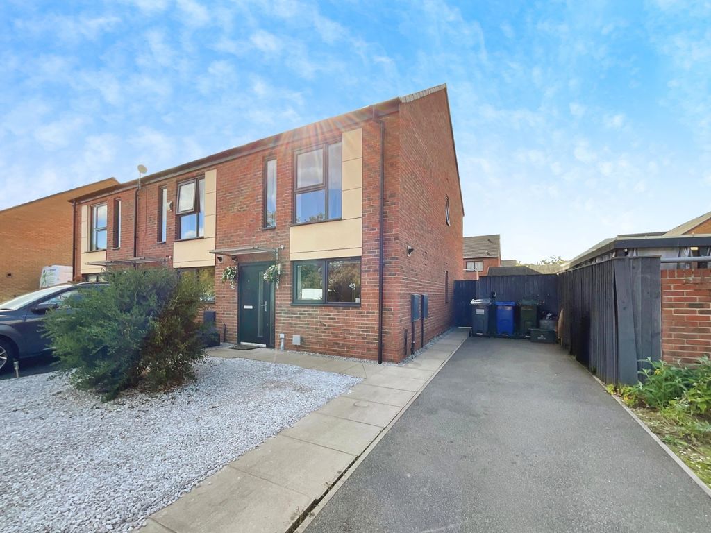Property photo 1 of 15 9F7E6266_268F0Ced-57