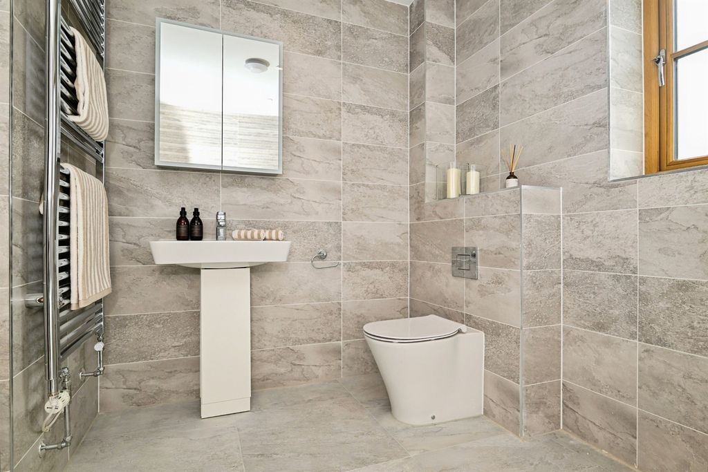 Additional image 14 of 5 bed detached house for saleRoundwell Park, Bearsted, Maidstone ME14