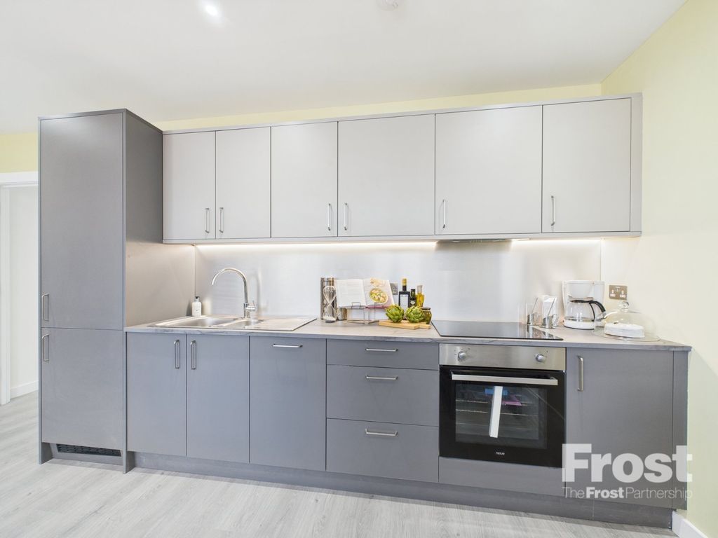 Property photo 3 of 14 Picture No. 05