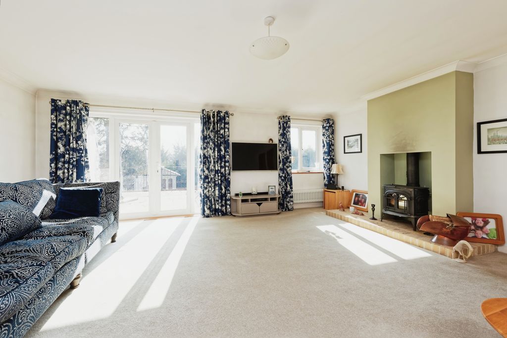 Property photo 3 of 17 Photography