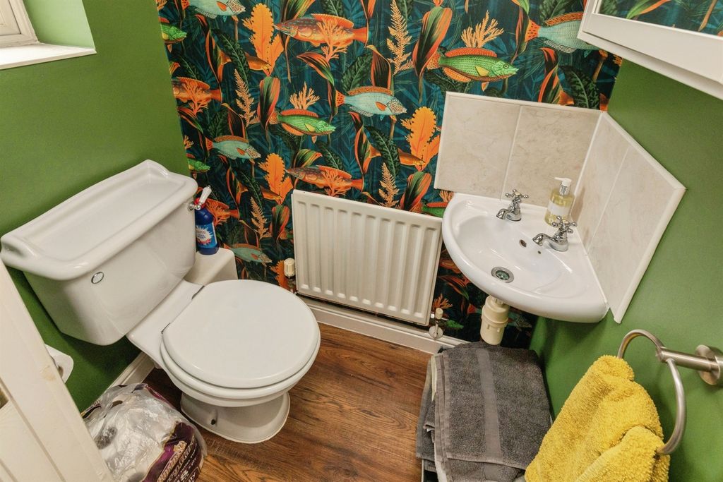 Property photo 3 of 19