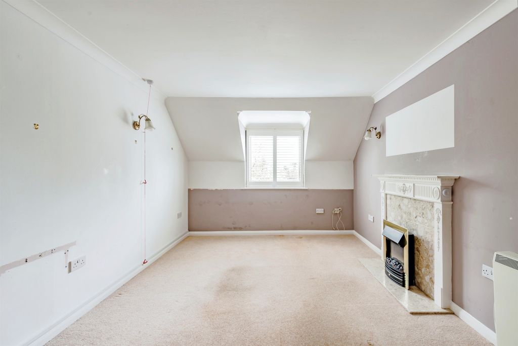 Property photo 3 of 11